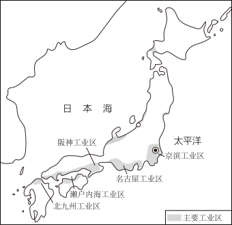 下图为日本主要工业区分布图及日本经济结构图.据此完成下面小题.